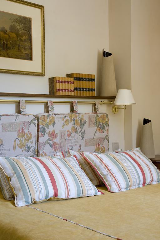 Hotel Le Viscos Saint-Savin  Стая снимка